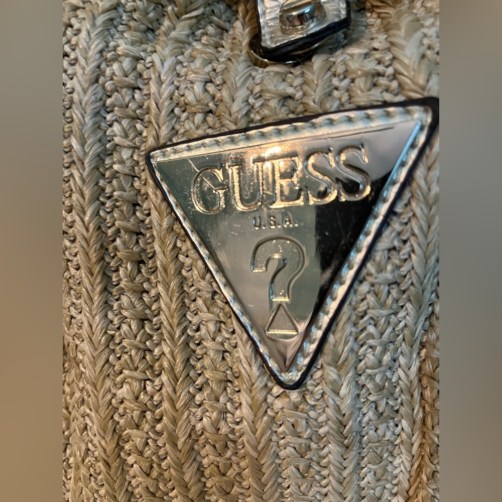 GUESS Summer Raffia Ring Handle Bag With Gold - Picture 12 of 17